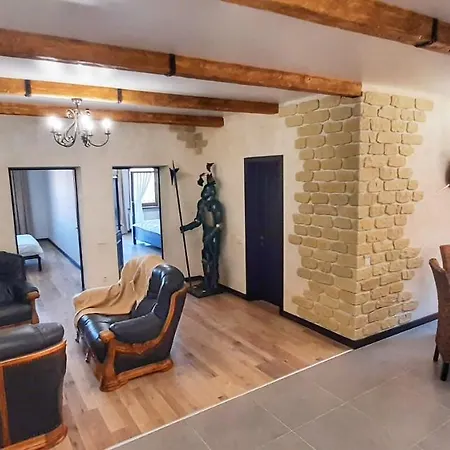 Гетьманські Палати , Старе Місто, 2 Спальні, Балкон-Тераса , 85 М Кв Kamianets-Podilskyi Exterior photo