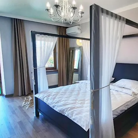 Гетьманські Палати , Старе Місто, 2 Спальні, Балкон-Тераса , 85 М Кв Kamianets-Podilskyi Exterior photo