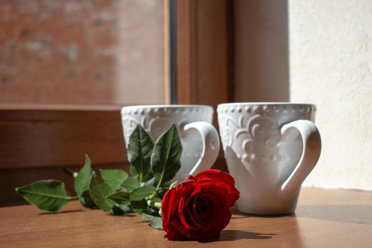 гетьманські палати , старе місто, 2 спальні, балкон-тераса , 85 м кв Apartment *